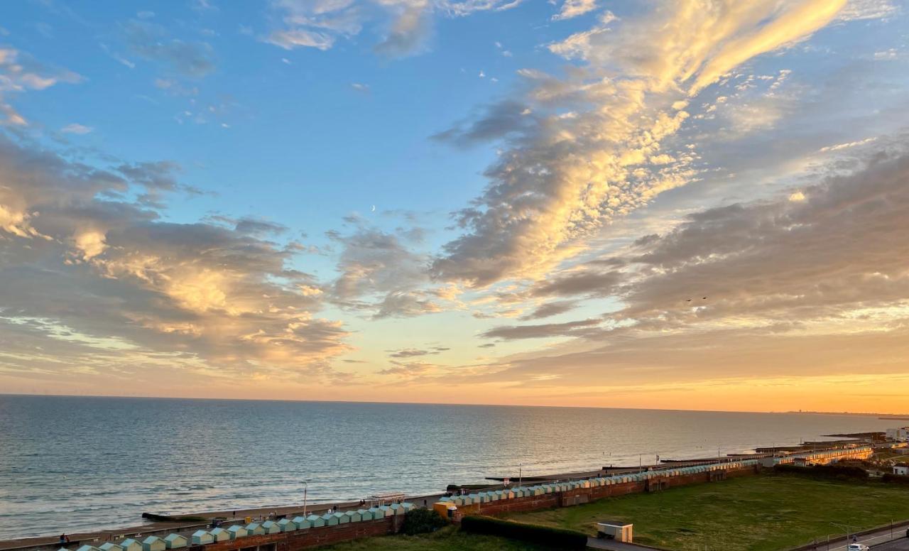Seascape With Outstanding Sea Views Lägenhet Brighton Exteriör bild