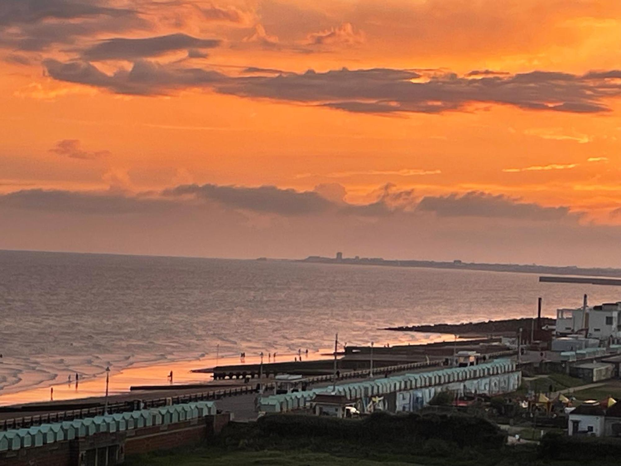 Seascape With Outstanding Sea Views Lägenhet Brighton Exteriör bild